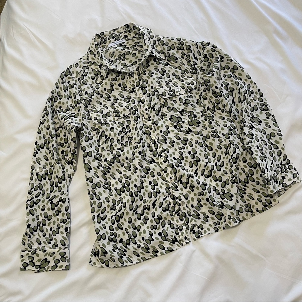 Notations dress  shirt size small